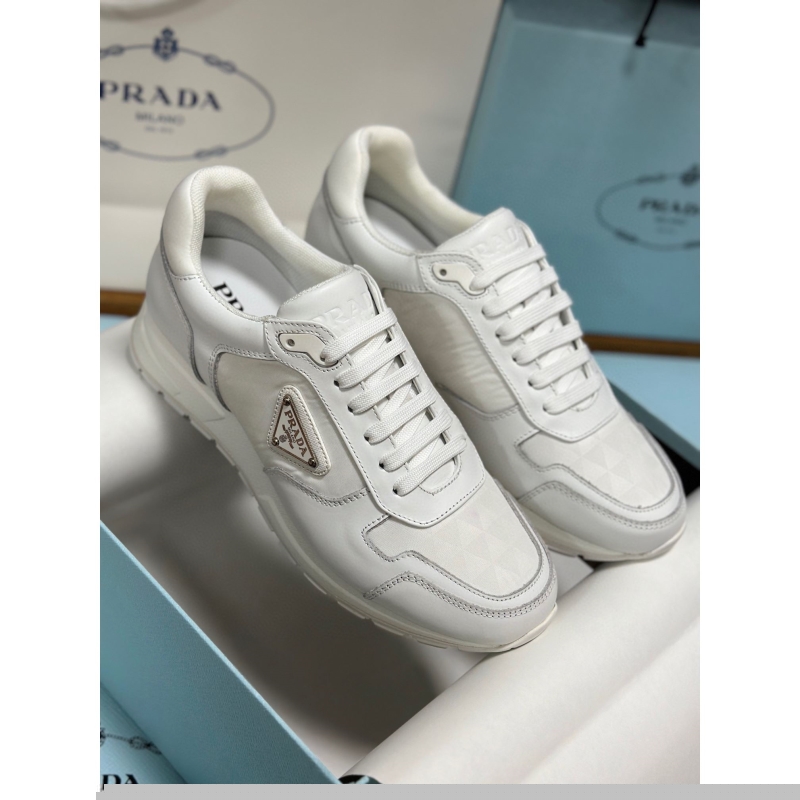 Pra*a casual shoes